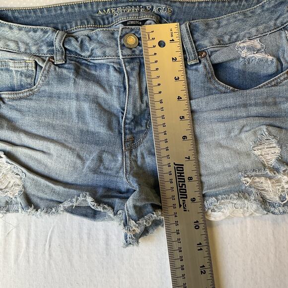 American Eagle Outfitters Women Shorts 14 Light Blue Denim Cutoff 2.5” Inseam - Picture 6 of 10